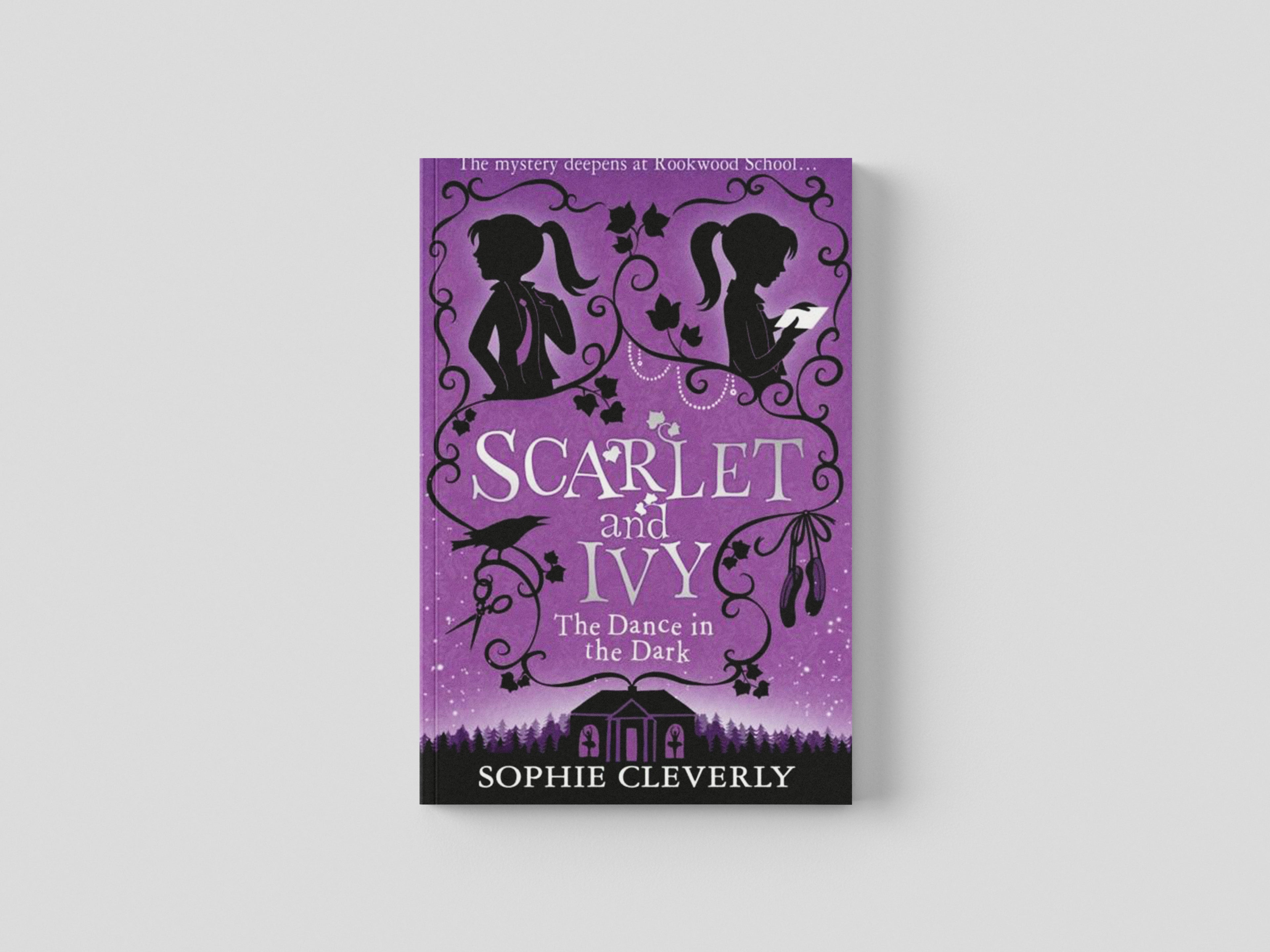 The Dance in the Dark: A Scarlet and Ivy Mystery Paperback / softback