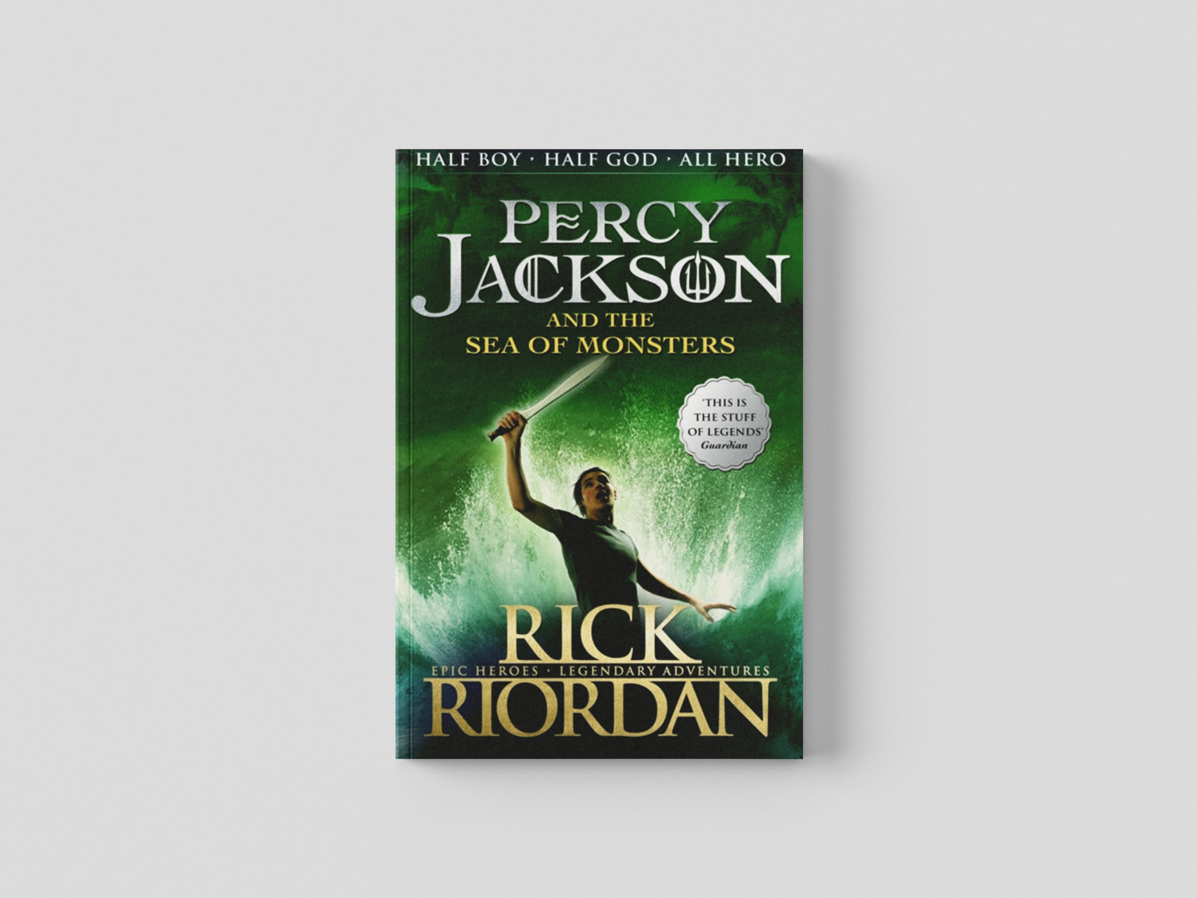 Percy Jackson and the Sea of Monsters (Book 2) Paperback / softback