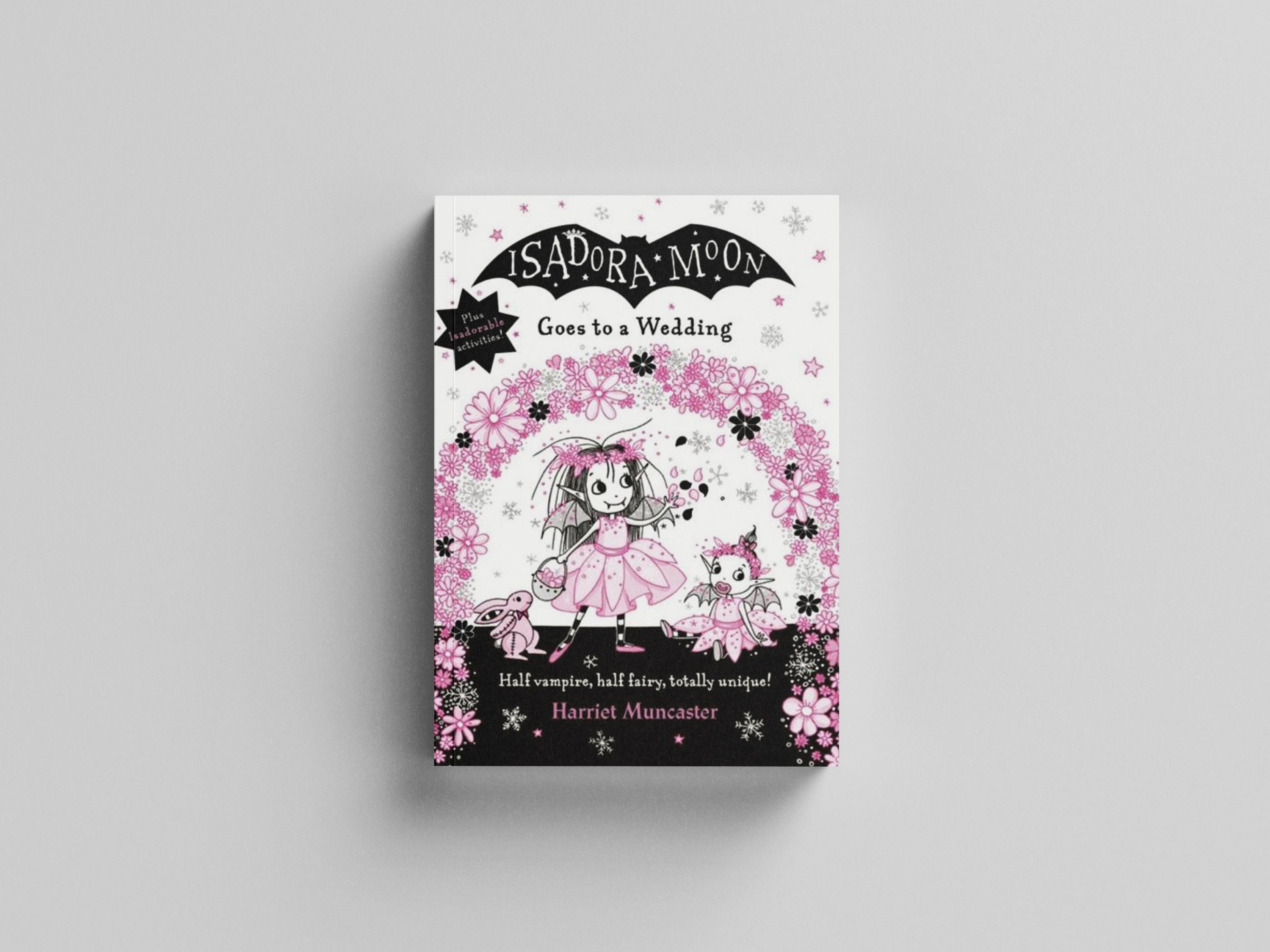 Isadora Moon Goes to a Wedding Hardback