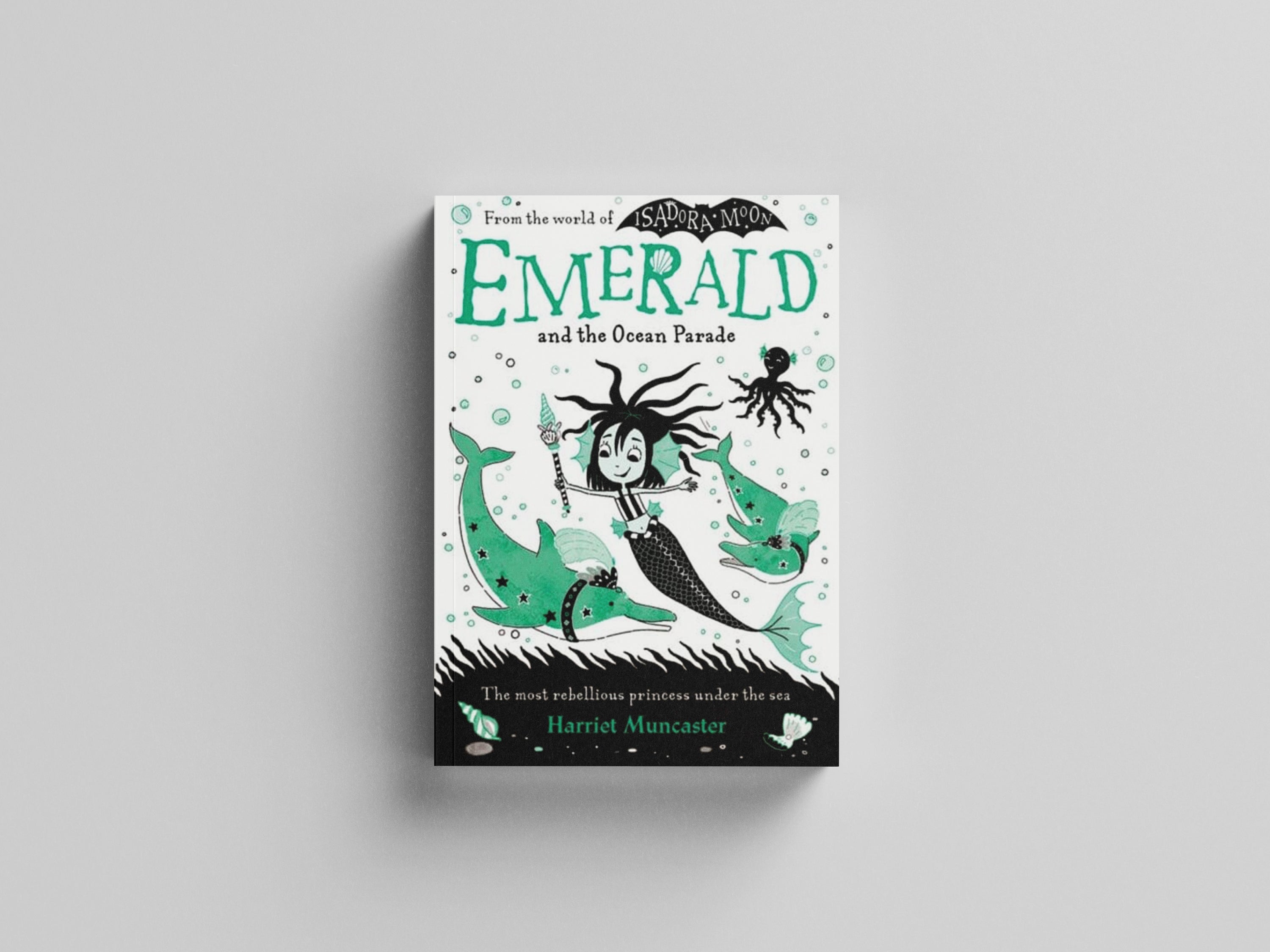 Emerald and the Ocean Parade Paperback / softback