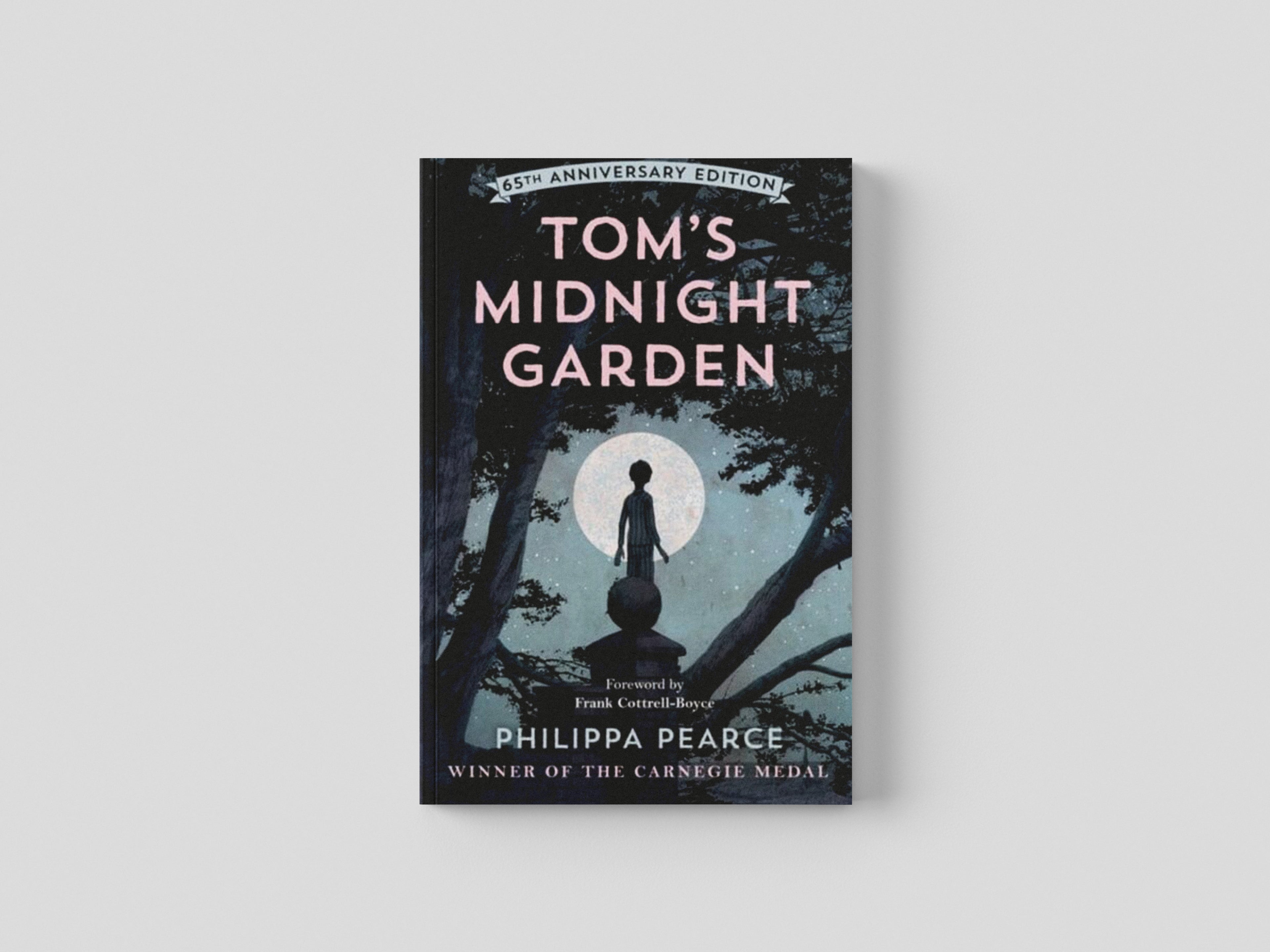 Tom's Midnight Garden 65th Anniversary Edition Paperback / softback