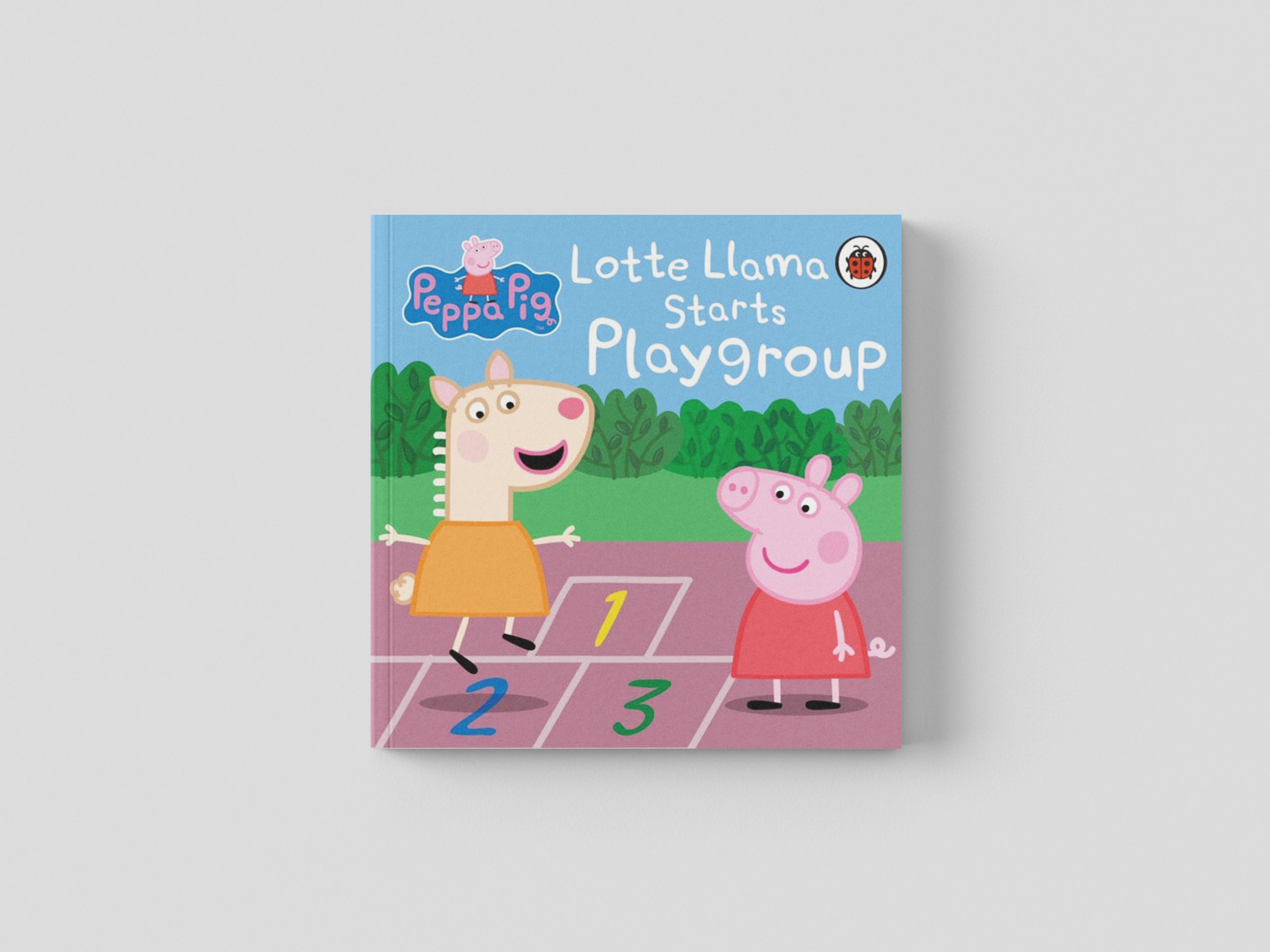 Peppa Pig: Lotte Llama Starts Playgroup Board book