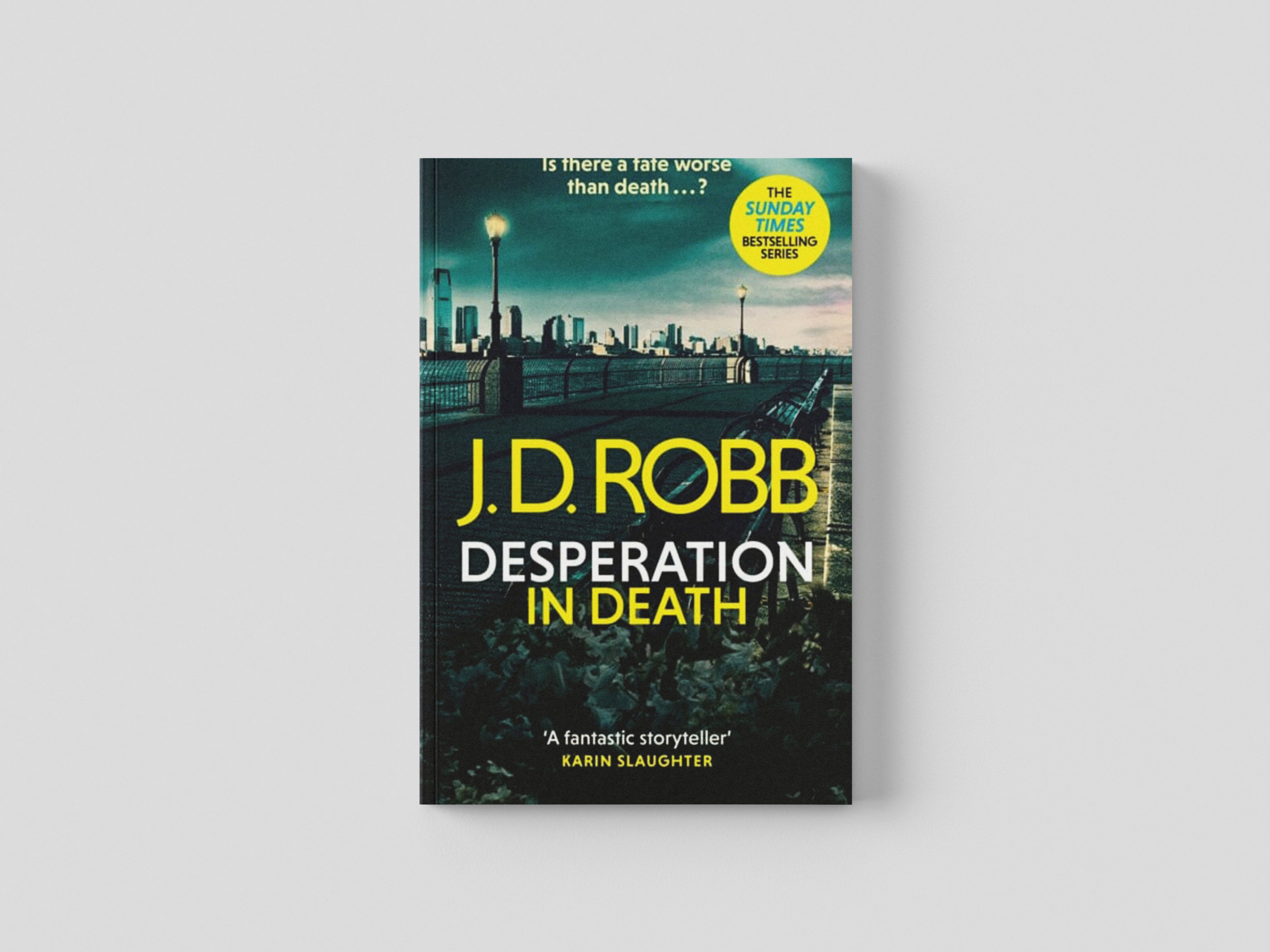 Desperation in Death: An Eve Dallas thriller (In Death 55) Paperback / softback
