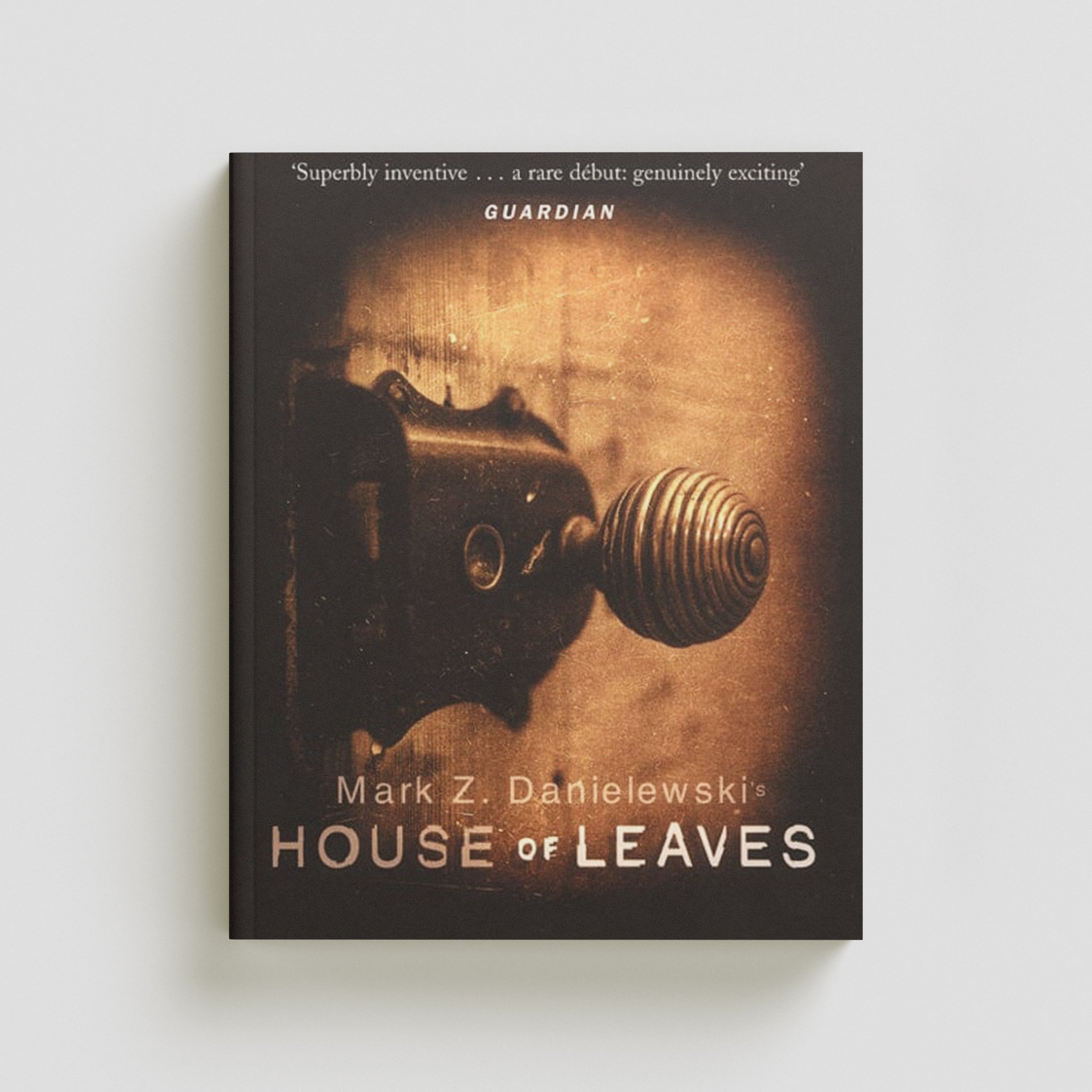 House Of Leaves Paperback / softback