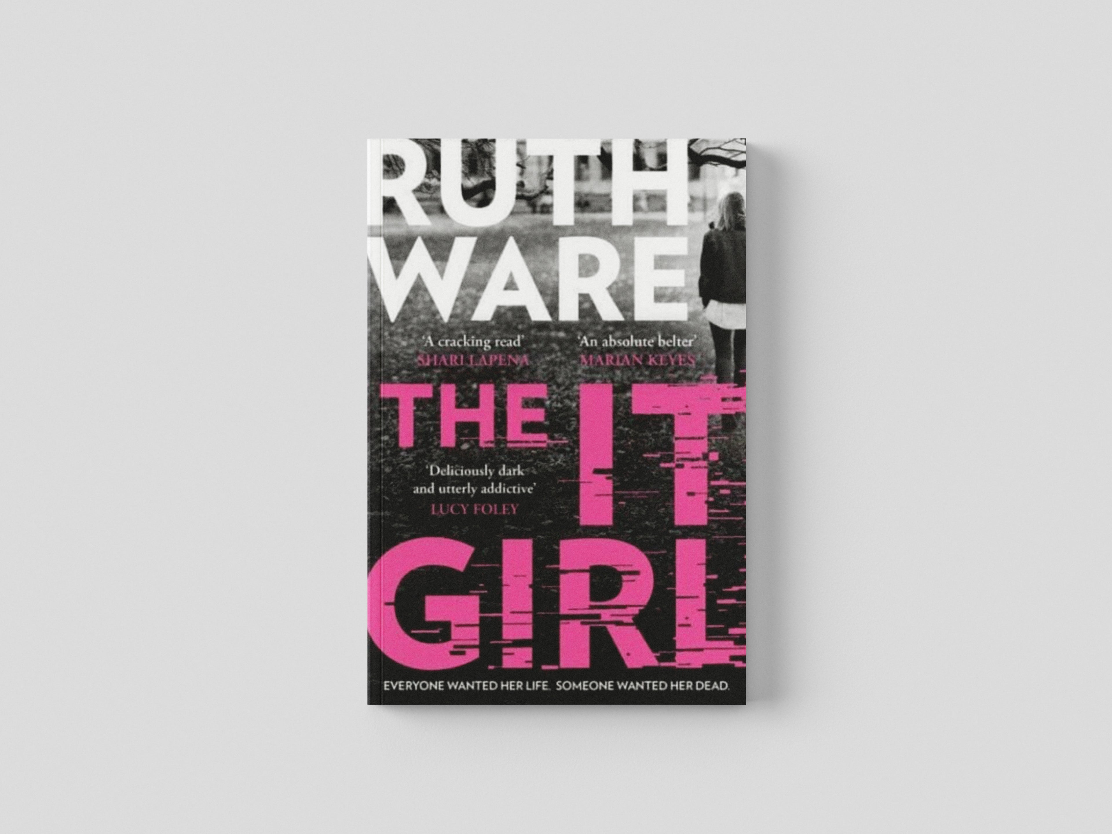 The It Girl Paperback / softback