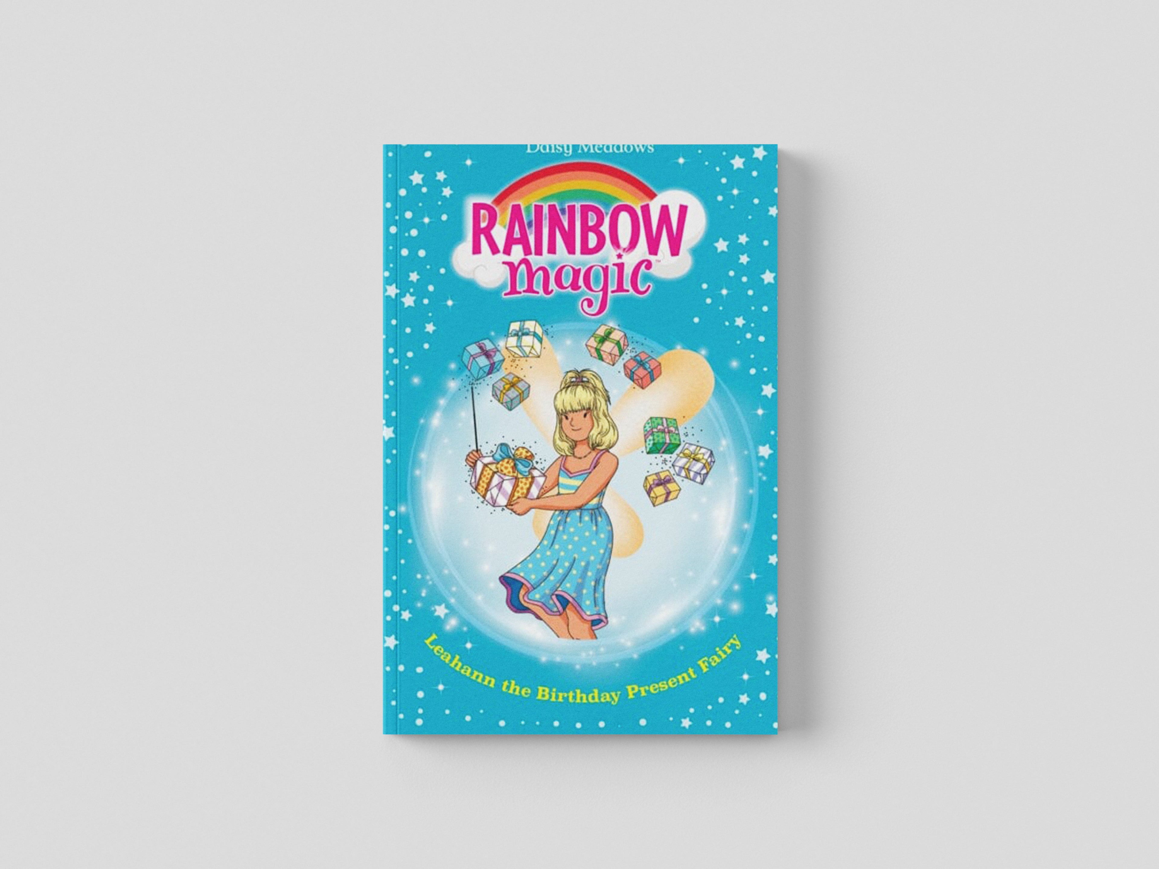 Rainbow Magic: Leahann the Birthday Present Fairy Paperback / softback
