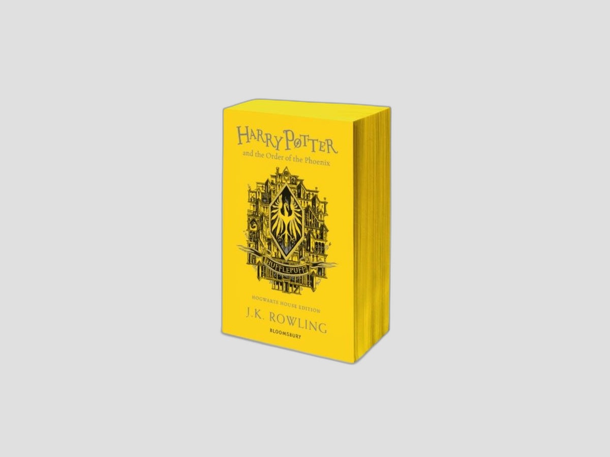 Harry Potter and the Order of the Phoenix – Hufflepuff Edition Paperback / softback
