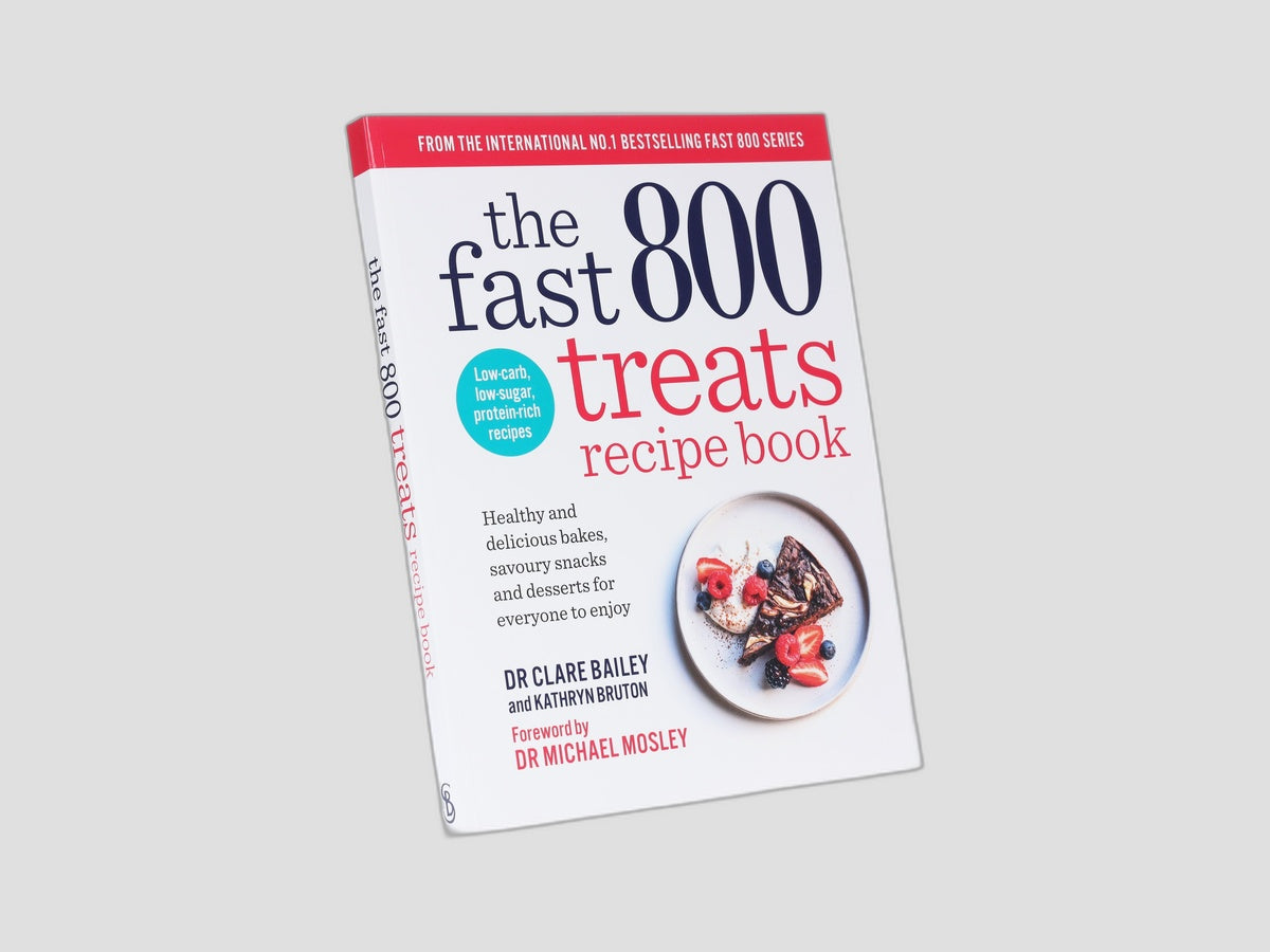 The Fast 800 Treats Recipe Book Paperback / softback