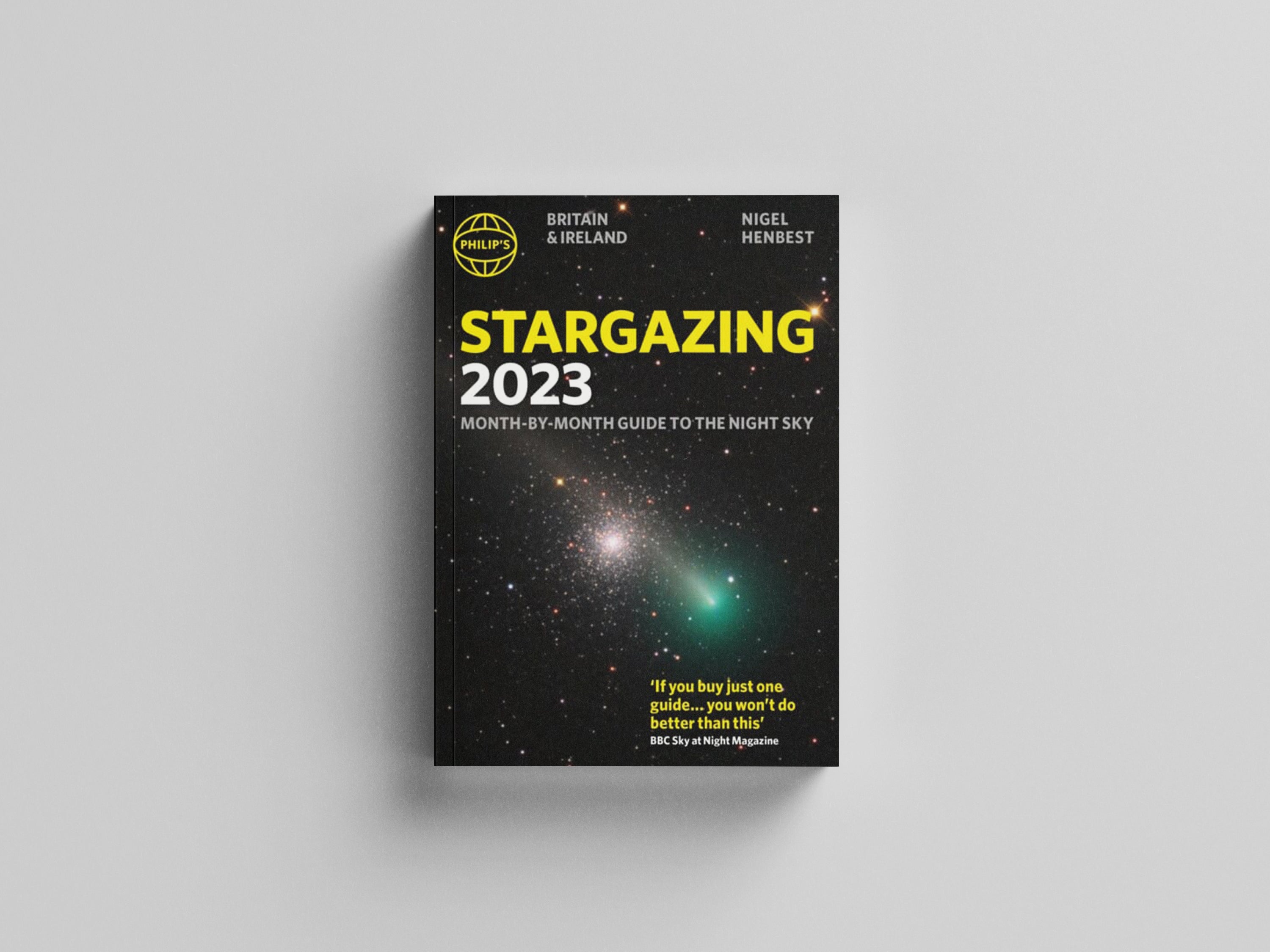Philip's Stargazing 2023 Month-by-Month Guide to the Night Sky Britain & Ireland Paperback / softback